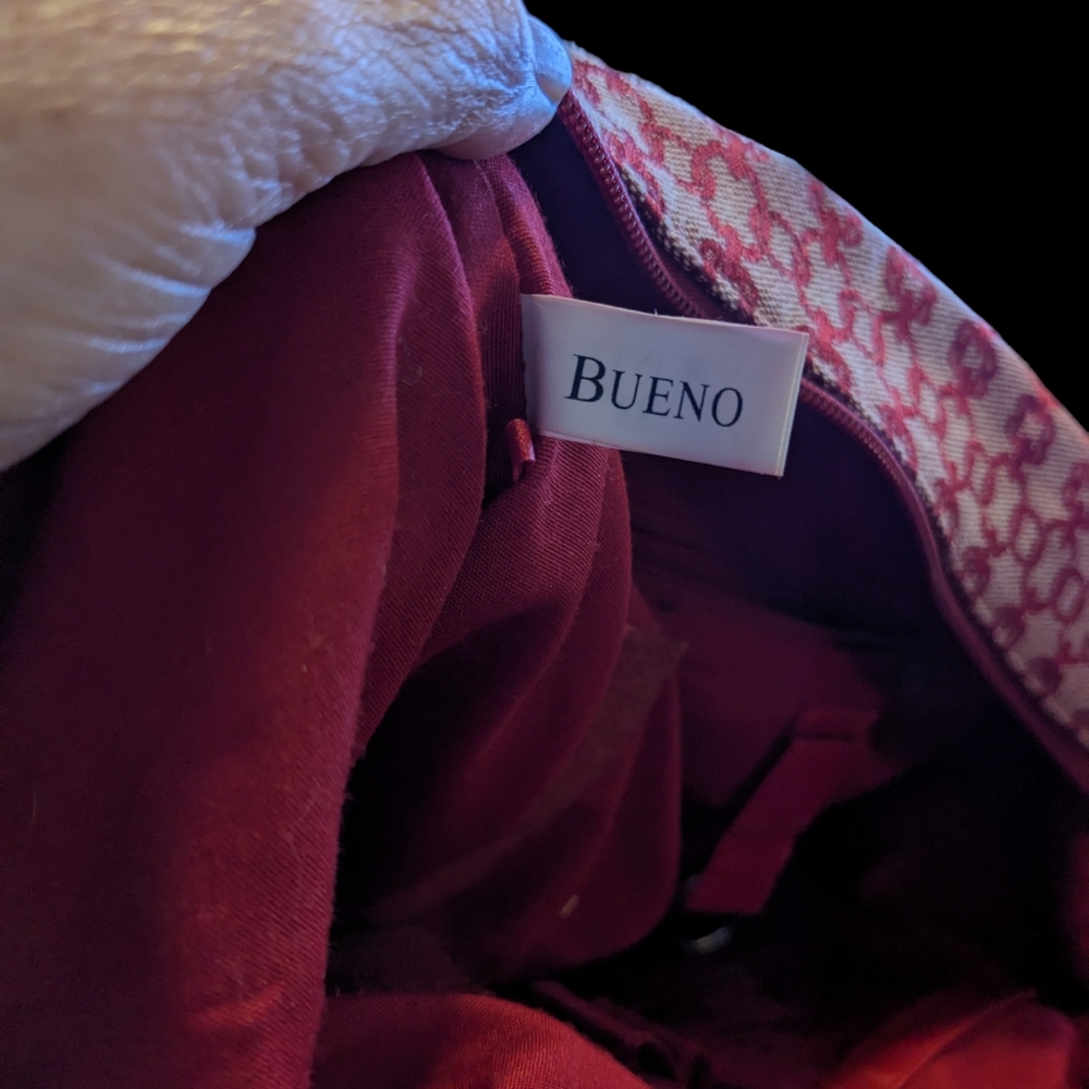 TOTE BAG by BUENO Red Travel Tote - Picture 4 of 9